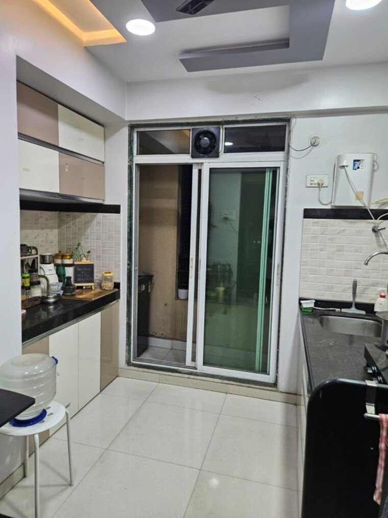 Kitchen, dss-mahavir-kalpavruksha-alcacia-tower 2 Bedroom 700 Sq.Ft. Apartment In Ghodbunder Road Thane 10433577