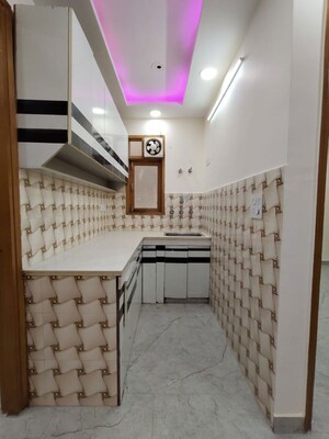 Kitchen in 2 BHK Builder Floor at Govindpuri – for Rent