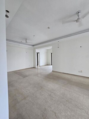 3 BHK Builder Floor For Rent in Dlf City Phase 3