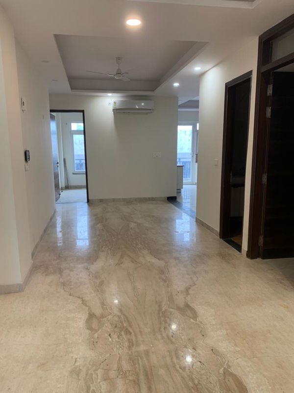 3 BHK 850 Sq.Ft. Apartment in Pyramid Altia