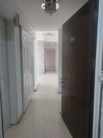 3 BHK + Pooja Room,Basement 2200 Sq.Ft. Apartment in Unitech Fresco