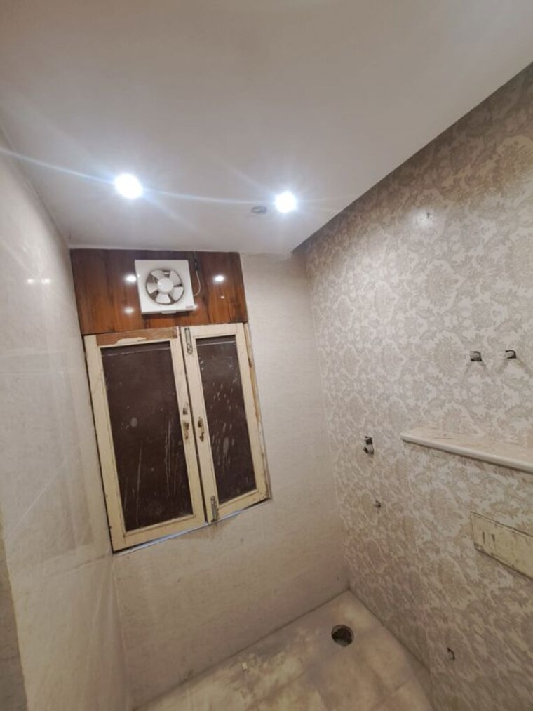 undefined, sector 24 1 Bedroom 180 Sq.Ft. Apartment In Sector 24 Gurgaon 10433671