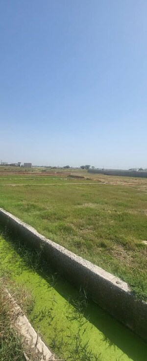  Plot For Sale in Sector 82