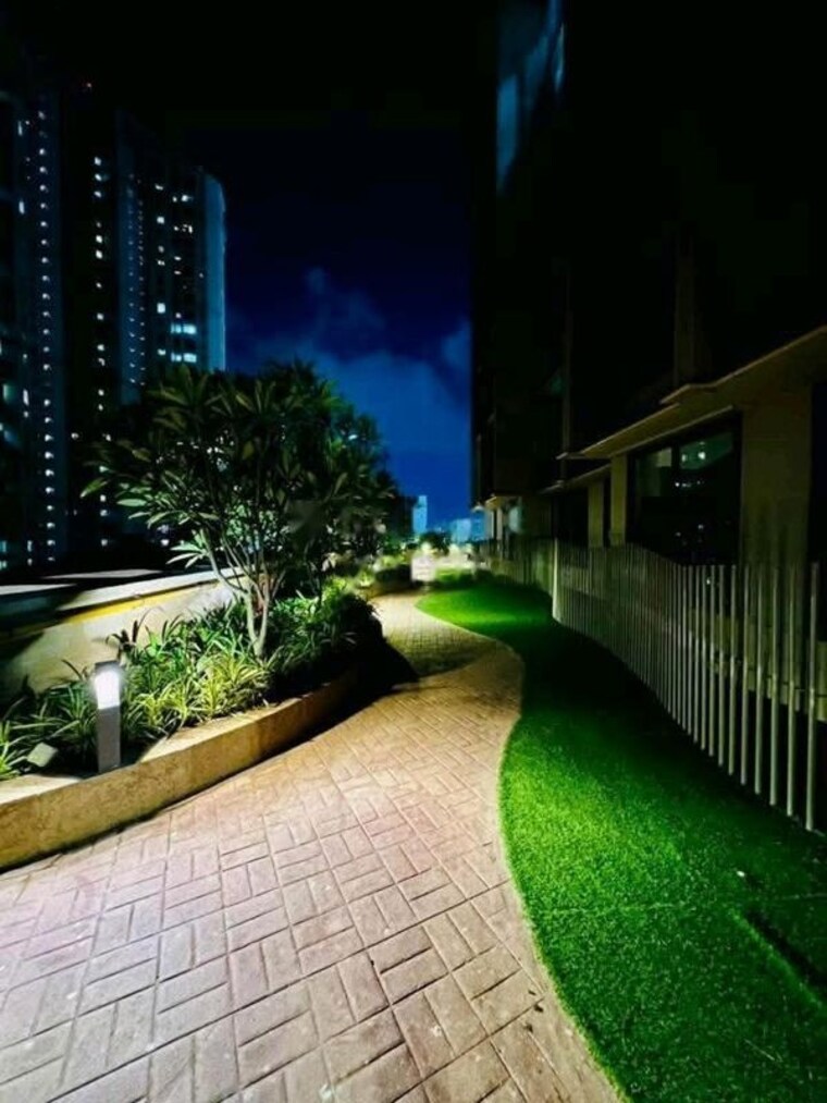 Garden, kanakia-silicon-valley 2 Bedroom 857 Sq.Ft. Apartment In Powai Mumbai 10433700
