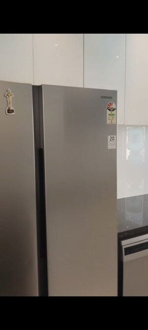Furnished Amenities in 3.5 BHK Apartment at Krypton Twin Tower, Prabhadevi – for Rent