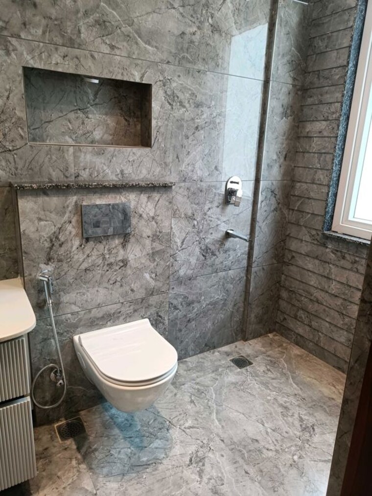 Bathroom, ace-palm-floors 4 Bedroom 2300 Sq.Ft. Builder Floor In Sector 89 Gurgaon 10433604