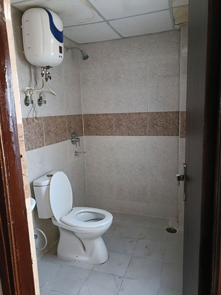 Bathroom, supertech-ecovillage-ii 3 Bedroom 1270 Sq.Ft. Apartment In Sector 16b Greater Noida Greater Noida 10433758