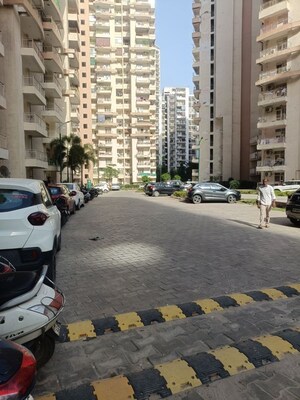 Parking in 3 BHK Apartment at Supertech Ecovillage II, Sector 16b Greater Noida – for Rent