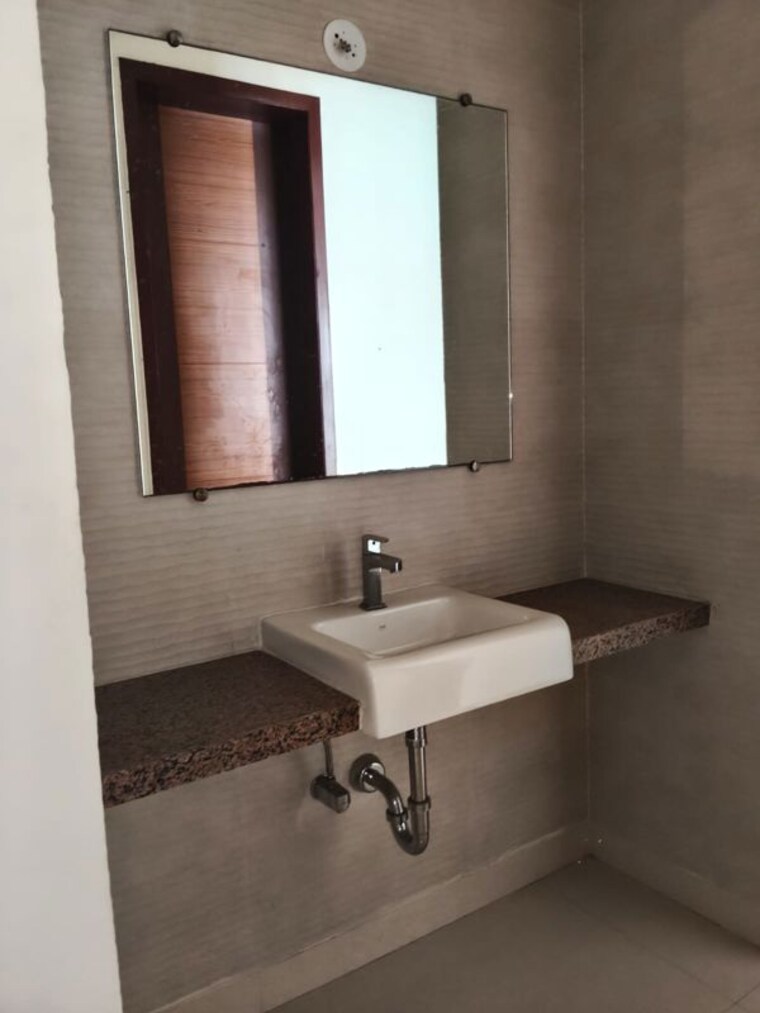 Bathroom, gundecha-valley-of-flowers 2 Bedroom 795 Sq.Ft. Apartment In Kandivali East Mumbai 10433792