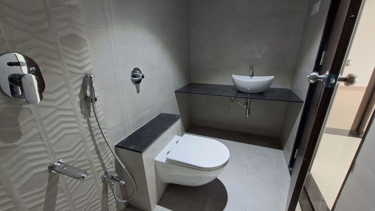 Bathroom, jhamtani-ace-abode 3 Bedroom 1672 Sq.Ft. Apartment In Kiwale Pune 10420167