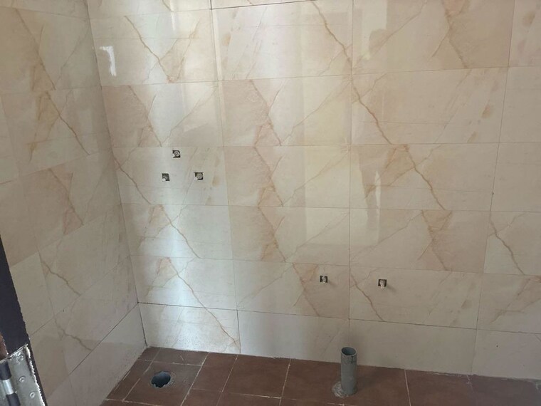 Bathroom, samridhi-luxuriya-avenue 2.5 Bedroom 1245 Sq.Ft. Apartment In Sector 150 Noida 10433774