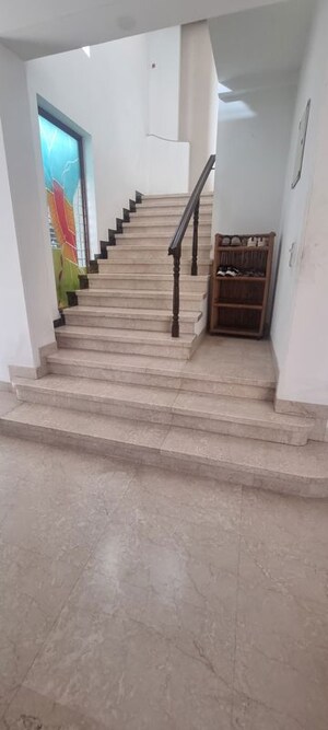 Staircase in 4 BHK Apartment at Greater Kailash – for Rent