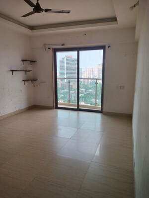 Hall in 3 BHK Apartment at HDIL Metropolis Residences, Andheri West – for Rent