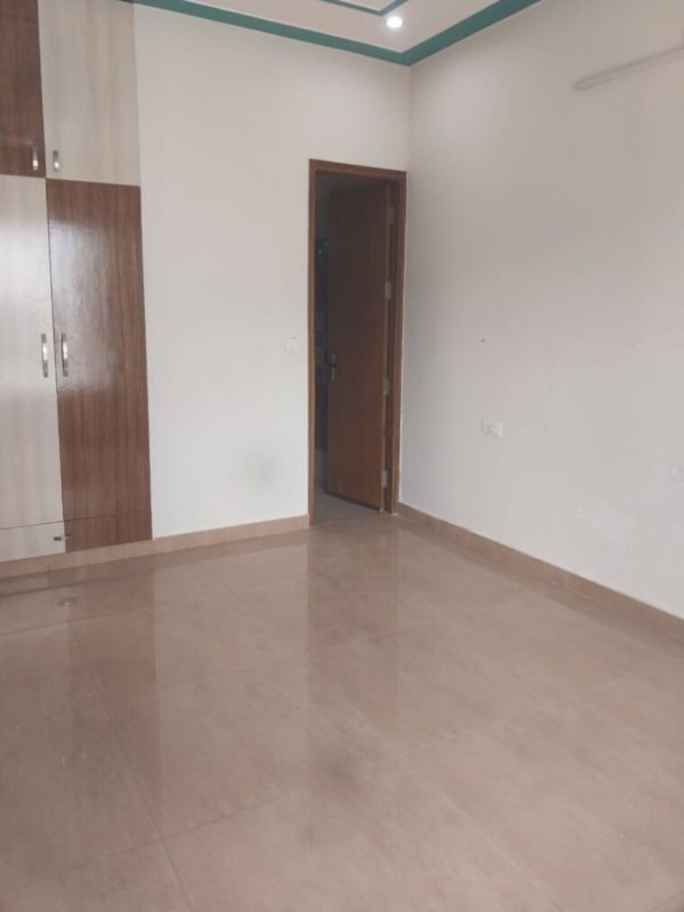 Room, chukkuwala 3 Bedroom 1800 Sq.Ft. Builder Floor In Chukkuwala Dehradun 10433870