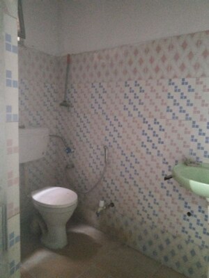 Bathroom in 1 BHK Builder Floor at Vasant Kunj – for Rent