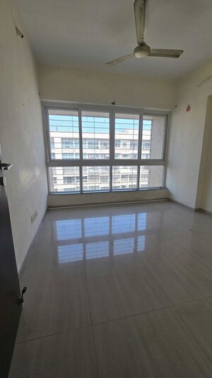 Room in 2 BHK Apartment at Runwal The Orchard Residency, Ghatkopar West – for Sale