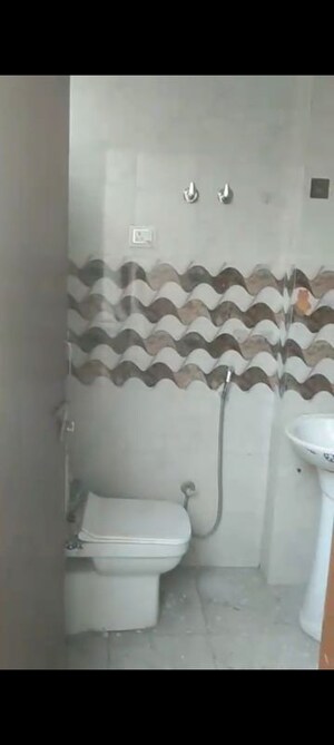 Bathroom in 1 BHK Builder Floor at Vasant Kunj – for Rent