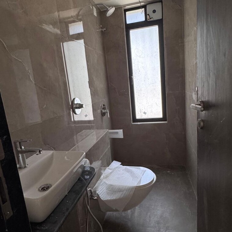 Bathroom, neo-akshaya-residency 3 Bedroom 800 Sq.Ft. Apartment In Borivali West Mumbai 10433903