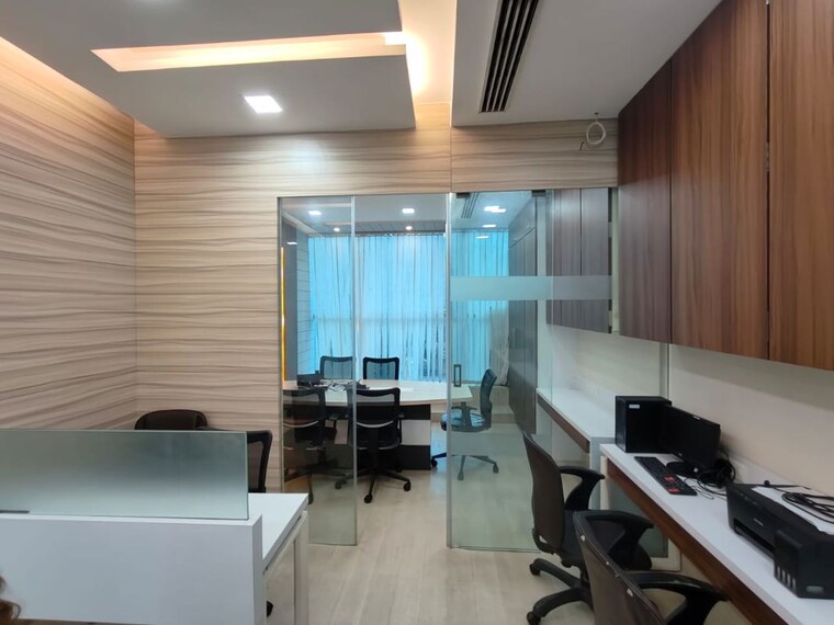 Team Area, town-centre Commercial Office Space 1104 Sq.Ft. In Andheri East Mumbai 9728093