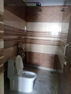 Bathroom in 3 BHK Builder Floor at Huda – for Rent