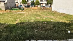 Plot For Sale in DLF Hyde Park