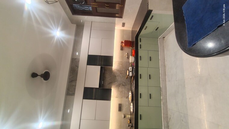 Kitchen, south city 1 3 Bedroom 18000 Sq.Ft. Builder Floor In South City 1 Gurgaon 10433924
