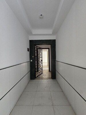 Building Lobby in 2 BHK Builder Floor at Dlf Phase V – for Rent