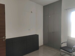 Room in 2 BHK Apartment at ACE Parkway, Sector 150 – for Sale