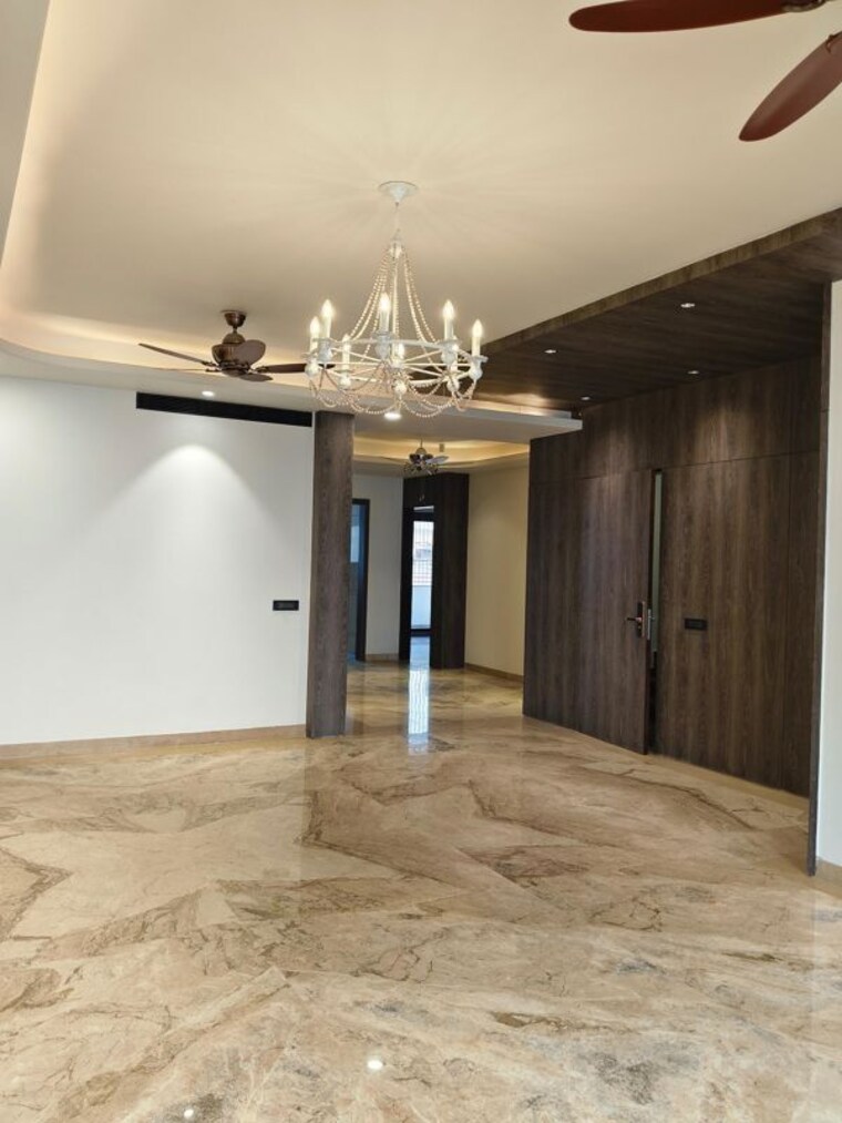 Room, sushant lok i 4 Bedroom 418 Sq.Yd. Builder Floor In Sushant Lok I Gurgaon 10434013
