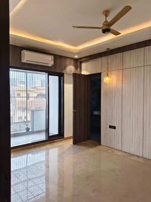Room in 4 BHK Builder Floor at Sushant Lok I – for Sale