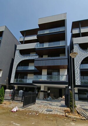 4 BHK Builder Floor For Sale in Sector 65