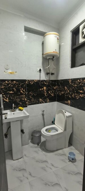 Team Area in 2 BHK Builder Floor at Malviya Nagar – for Rent