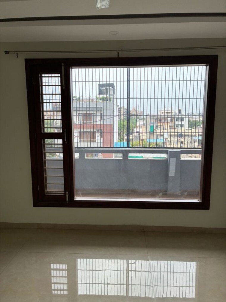 Room, sector 21c 3 Bedroom 2475 Sq.Ft. Builder Floor In Sector 21c Faridabad 10434041