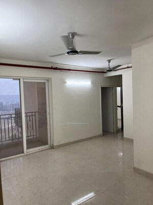 Room in 2.5 BHK Apartment at Signature Global Golf Greens, Sector 79 – for Sale