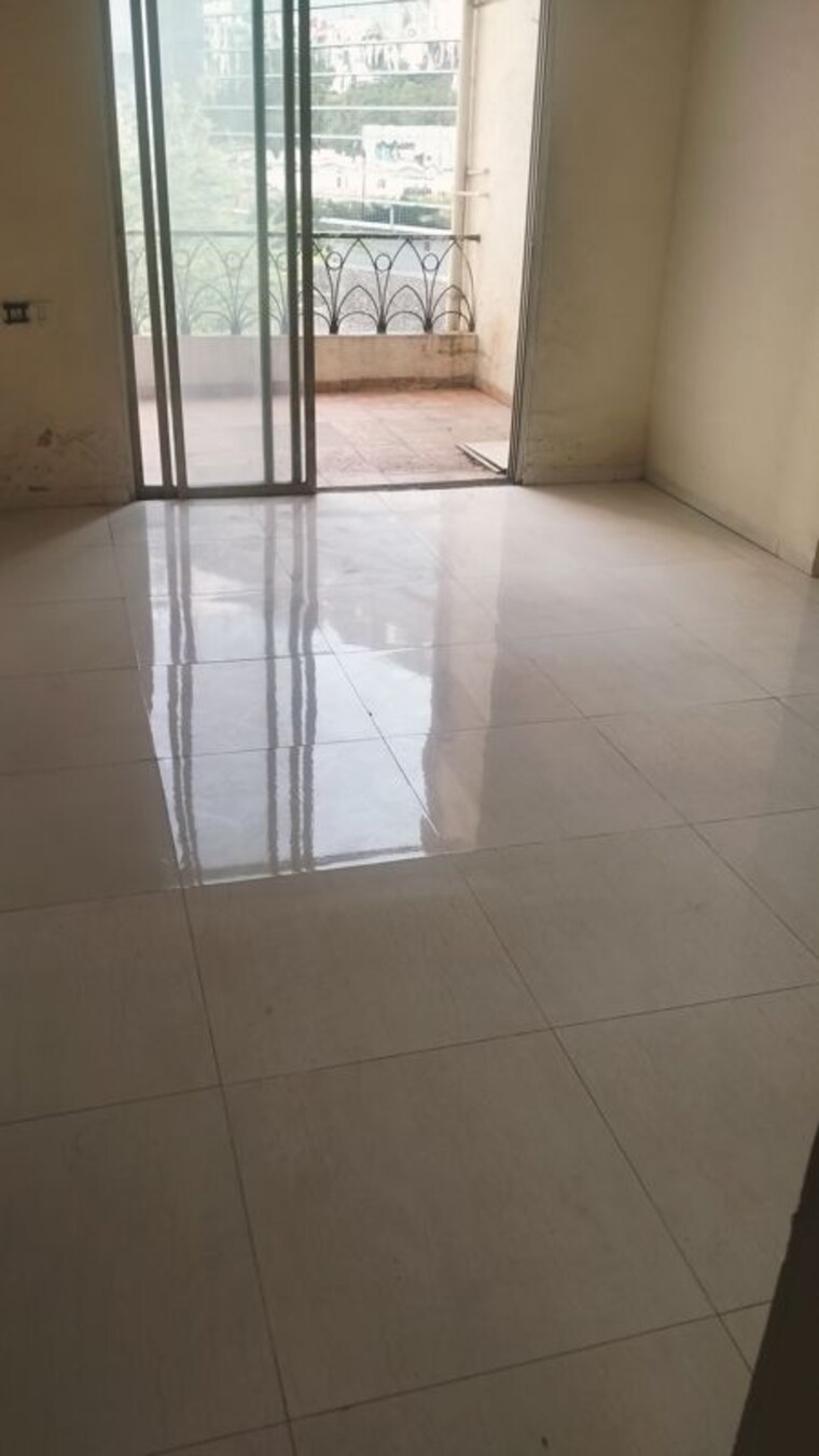 Bathroom, raheja-vistas-phase-ii 3 Bedroom 1560 Sq.Ft. Apartment In Mohammadwadi Pune 10434092