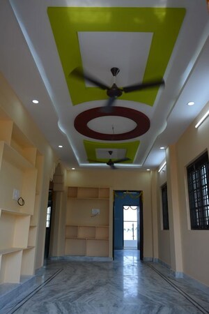 Living Room in 2 BHK Builder Floor at Kismatpur – for Rent