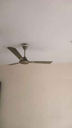 Furnished Amenities in 2 BHK Apartment at Raheja Vistas Phase II, Mohammadwadi – for Rent