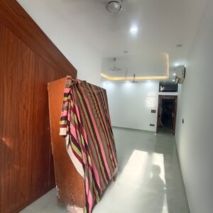 Furnished Amenities in 1.5 BHK Builder Floor at Kalkaji – for Rent