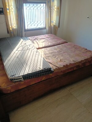 Bedroom in 1 BHK Builder Floor at Sector 8 – for Rent