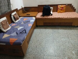 Bedroom in 1 BHK Apartment at Vejalpur – for Rent