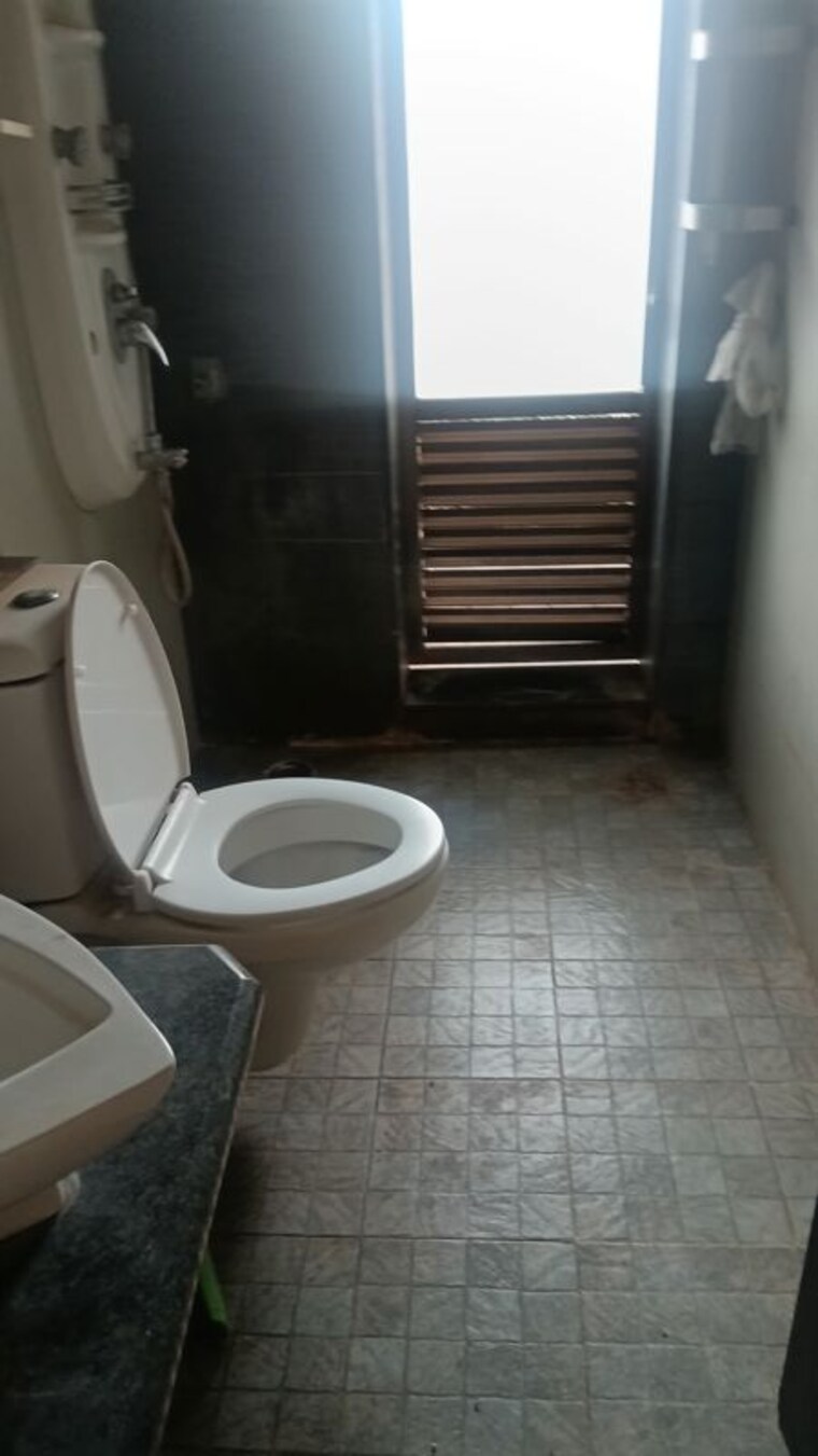 Bathroom, regency-towers 2 Bedroom 700 Sq.Ft. Apartment In Kavesar Thane 10434174