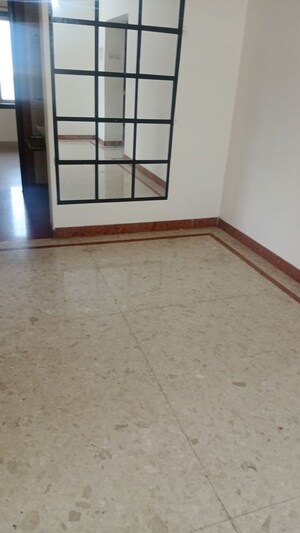 Room in 2 BHK Apartment at Regency Towers, Kavesar – for Sale