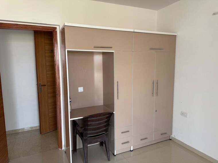 Room, omaxe-lake 4 Bedroom 2865 Sq.Ft. Apartment In North Mullanpur Chandigarh 10434148