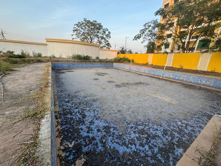 Swimming Pool, jamtha 2 Bedroom 850 Sq.Ft. Apartment In Jamtha Nagpur 10434111