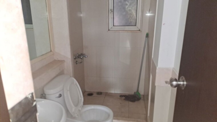 Bathroom, heranadani-meadows-gemini 3 Bedroom 1600 Sq.Ft. Apartment In Ghodbunder Road Thane 10434167