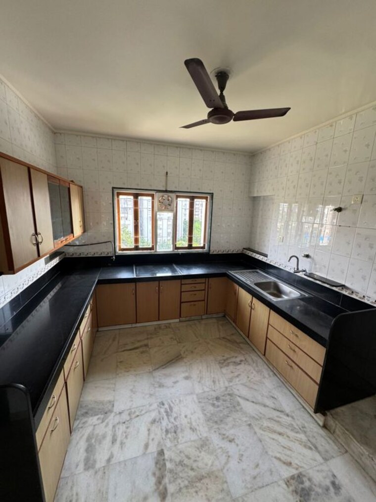 Kitchen, bodakdev 3 Bedroom 2000 Sq.Ft. Apartment In Bodakdev Ahmedabad 10434181