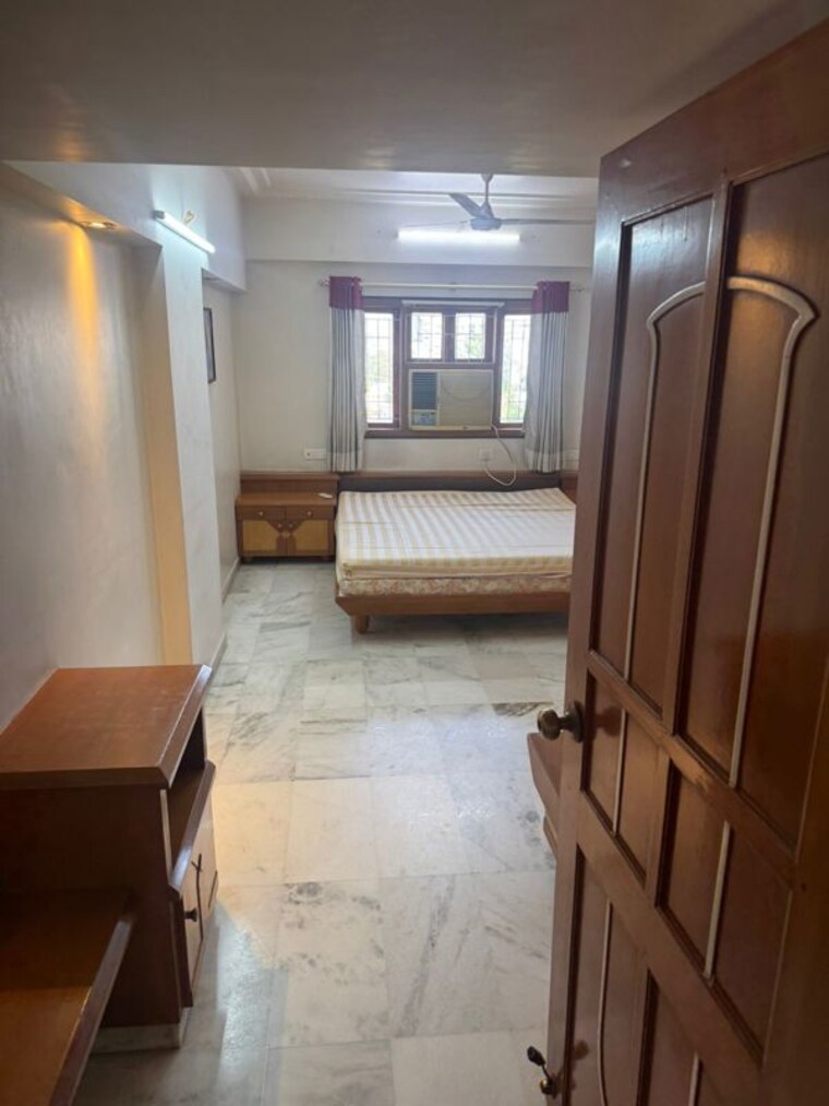 Living Room, bodakdev 3 Bedroom 2000 Sq.Ft. Apartment In Bodakdev Ahmedabad 10434181
