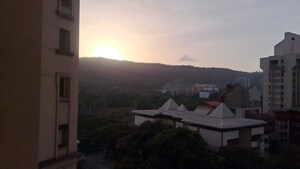 3 BHK Apartment For Rent in Hiranandani Meadows, Manpada
