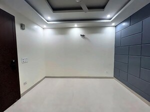 Room in 3 BHK Builder Floor at Chattarpur – for Rent