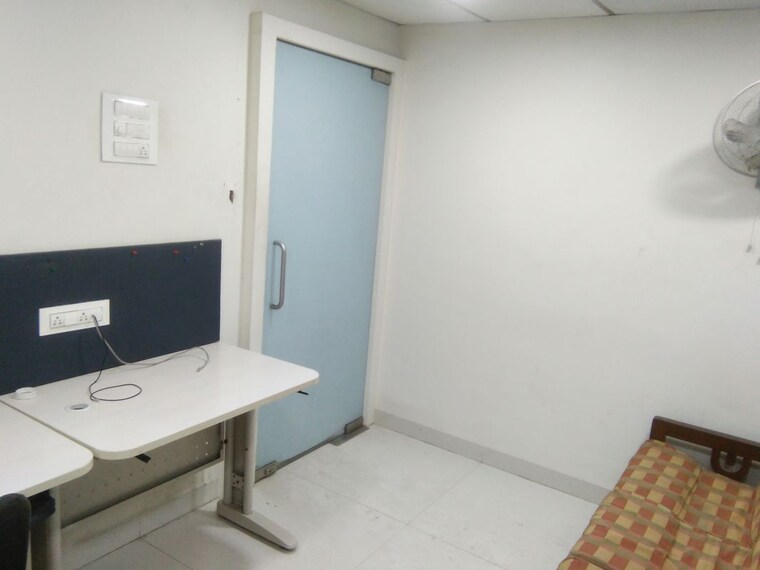 Room, cbd belapur sector 11 Commercial Office Space 2850 Sq.Ft. In Cbd Belapur Sector 11 Navi Mumbai 10434206